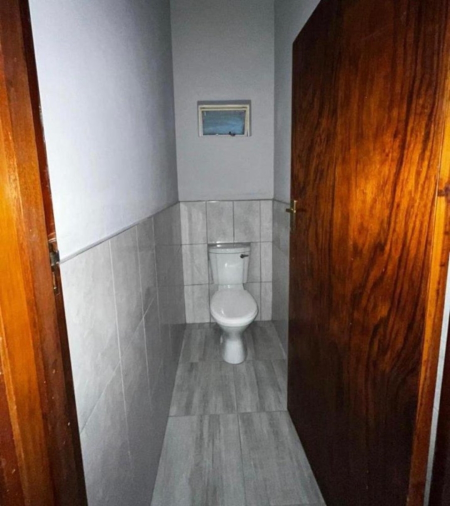 3 Bedroom Property for Sale in Heuwelkruin Eastern Cape